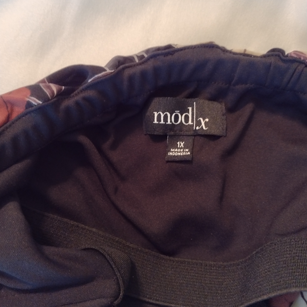 ModX Woman Plus Top - Picture 6 of 10